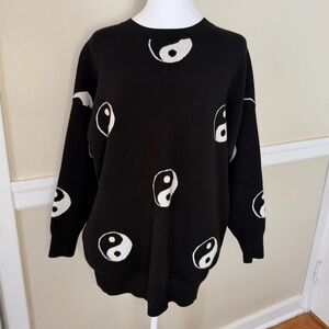 Forever 21 Black and White Yin Yang Sweater